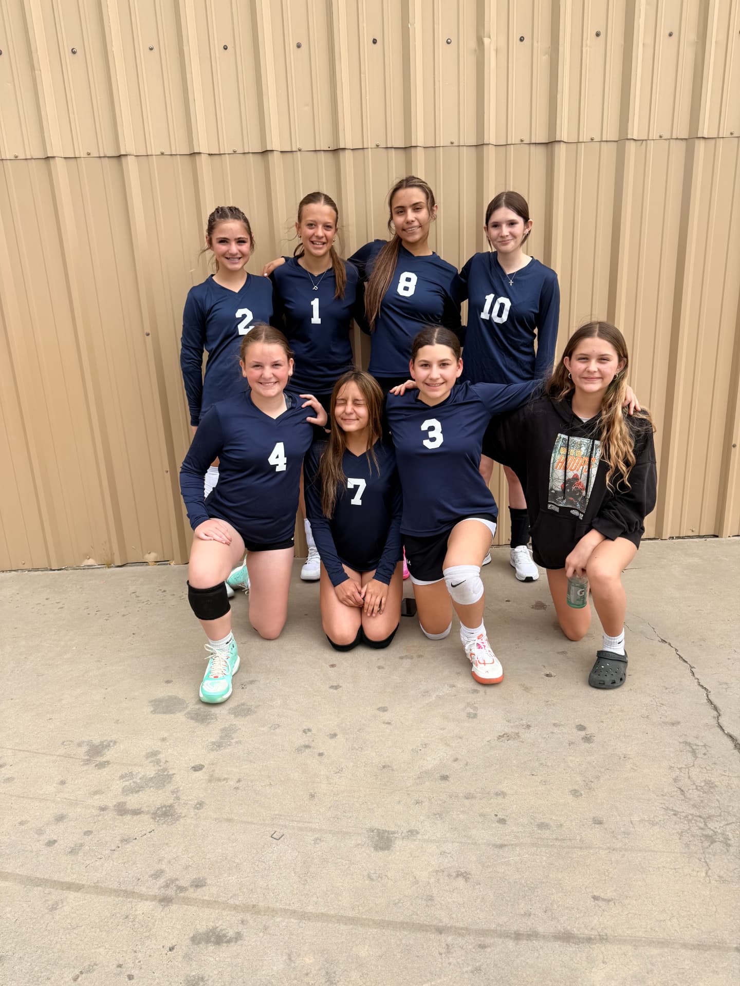 Zapata VBC team in navy jerseys